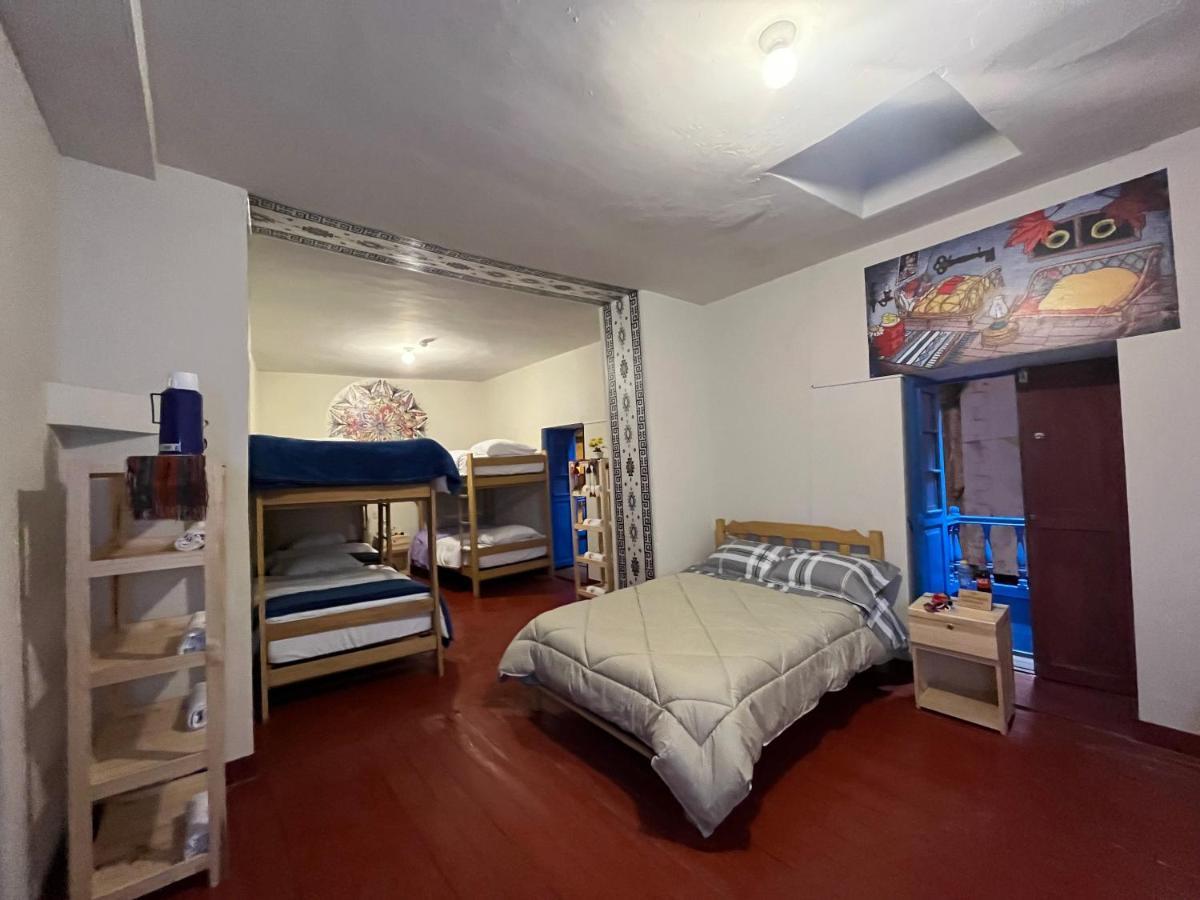 The Sleepy Mouse Hostel Cusco Bagian luar foto