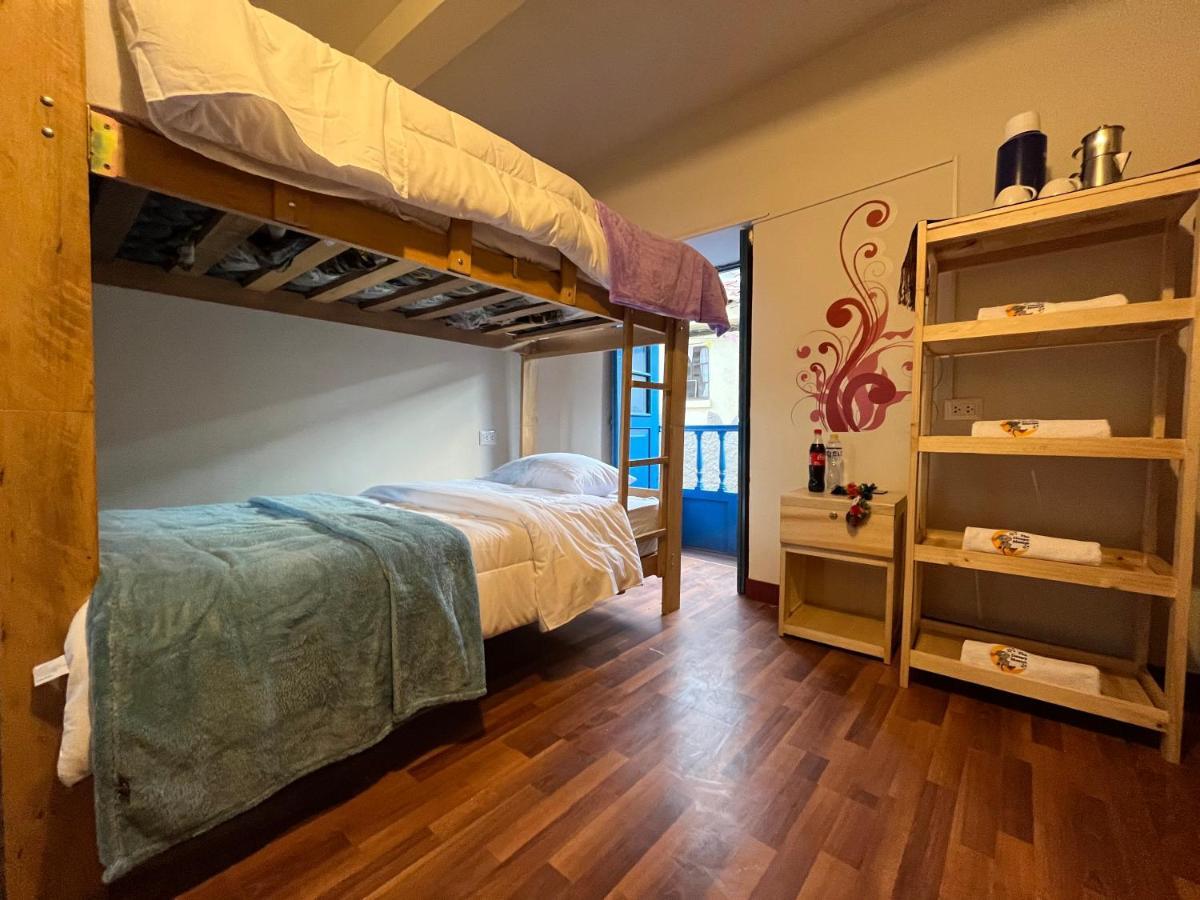 The Sleepy Mouse Hostel Cusco Bagian luar foto