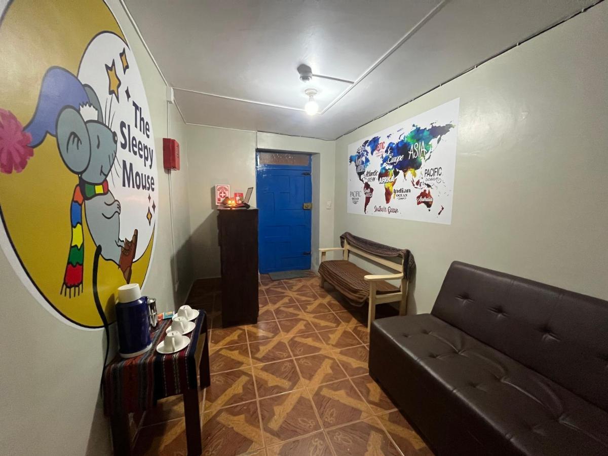 The Sleepy Mouse Hostel Cusco Bagian luar foto